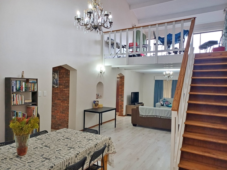 4 Bedroom Property for Sale in Reebok Western Cape